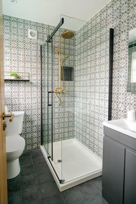 Luxury 2 Bed Apartment, Centre Of The Barbican! Apartment Plymouth